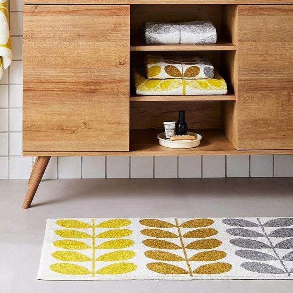 Trio Stem Dune Bath Mat in Yellow by Orla Kiely